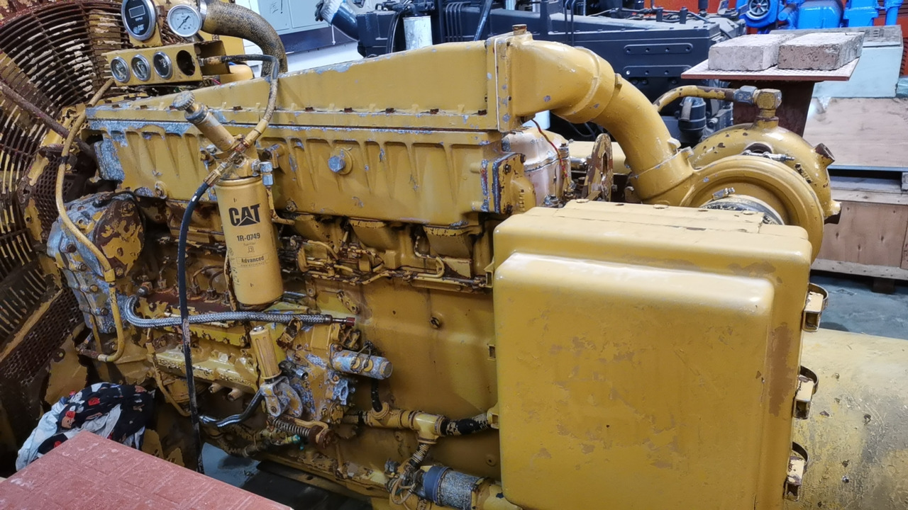 CATERPILLAR 3406 - Engine and parts for Bulldozer: picture 3 CATERPILLAR 3406 - Engine and parts for Bulldozer: picture 3