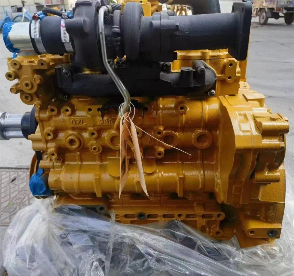 CATERPILLAR C3.3B - Engine for Excavator: picture 1 CATERPILLAR C3.3B - Engine for Excavator: picture 1