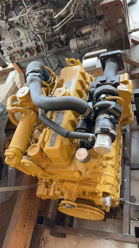 CATERPILLAR C3.3B - Engine for Excavator: picture 1 CATERPILLAR C3.3B - Engine for Excavator: picture 1