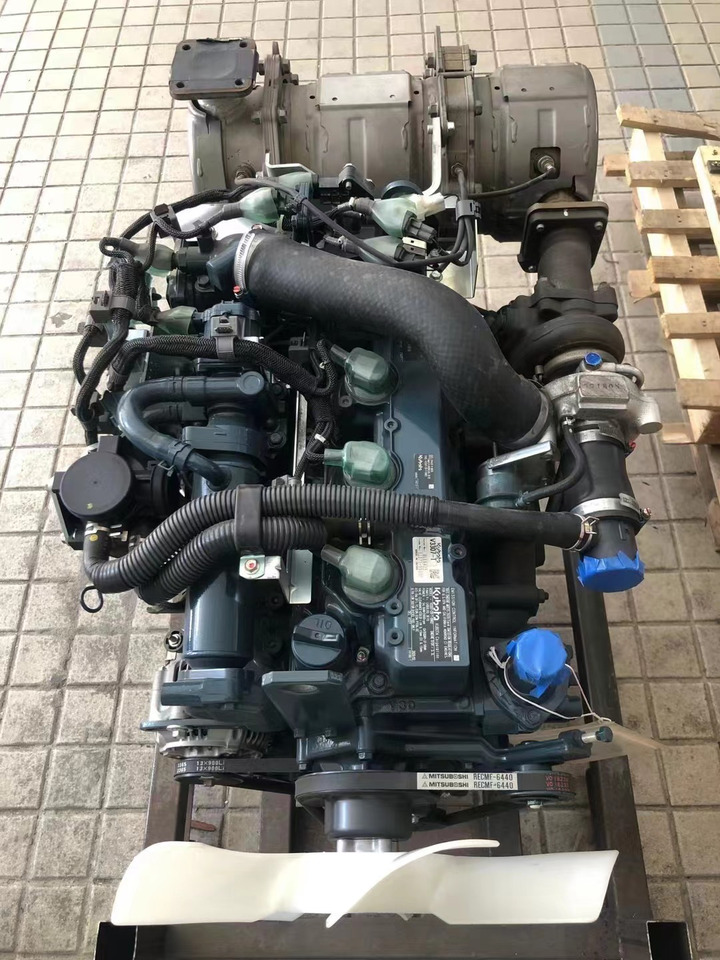 CATERPILLAR C3.3B - Engine for Excavator: picture 1 CATERPILLAR C3.3B - Engine for Excavator: picture 1
