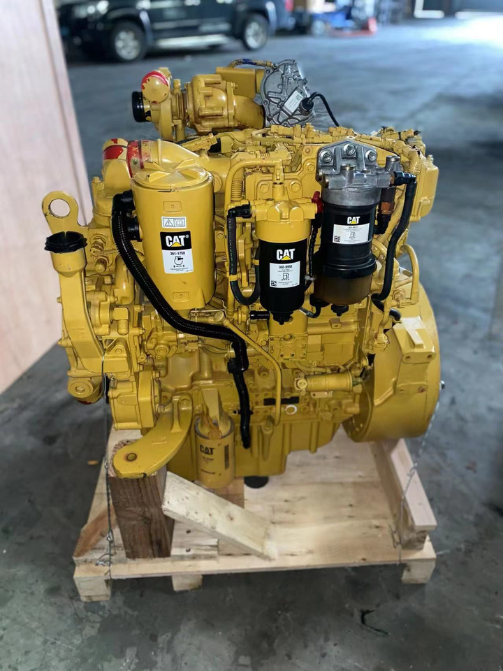 CATERPILLAR C4.4 - Engine for Excavator: picture 1 CATERPILLAR C4.4 - Engine for Excavator: picture 1