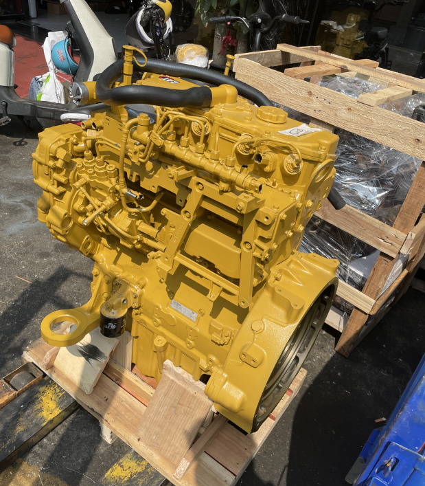 CATERPILLAR C4.4 - Engine for Excavator: picture 3 CATERPILLAR C4.4 - Engine for Excavator: picture 3