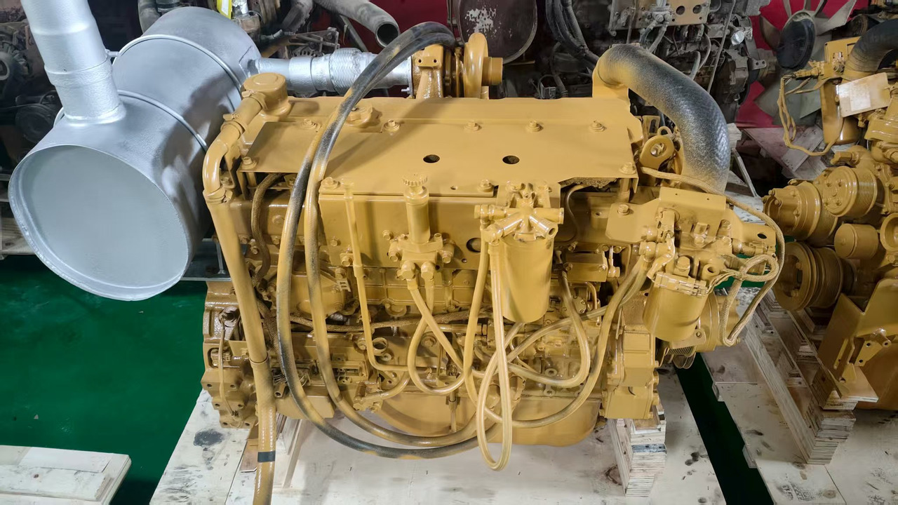 CATERPILLAR C6.4 - Engine for Excavator: picture 1 CATERPILLAR C6.4 - Engine for Excavator: picture 1