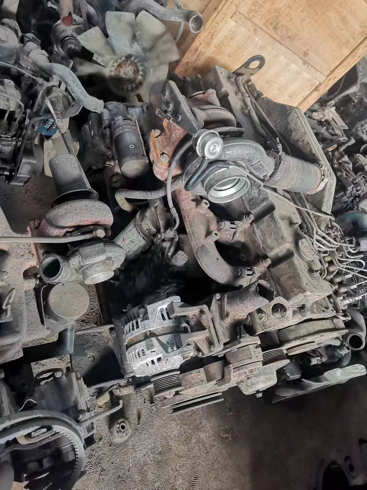 CUMMINS 6C8.3 - Engine for Excavator: picture 2 CUMMINS 6C8.3 - Engine for Excavator: picture 2