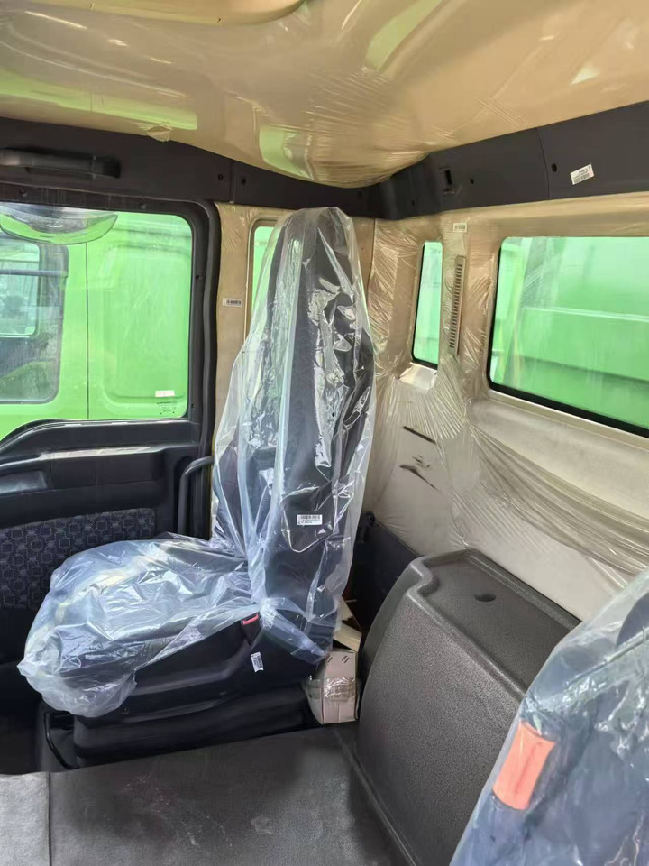 New Tipper HOWO HOWO 6*6  dump truck: picture 7