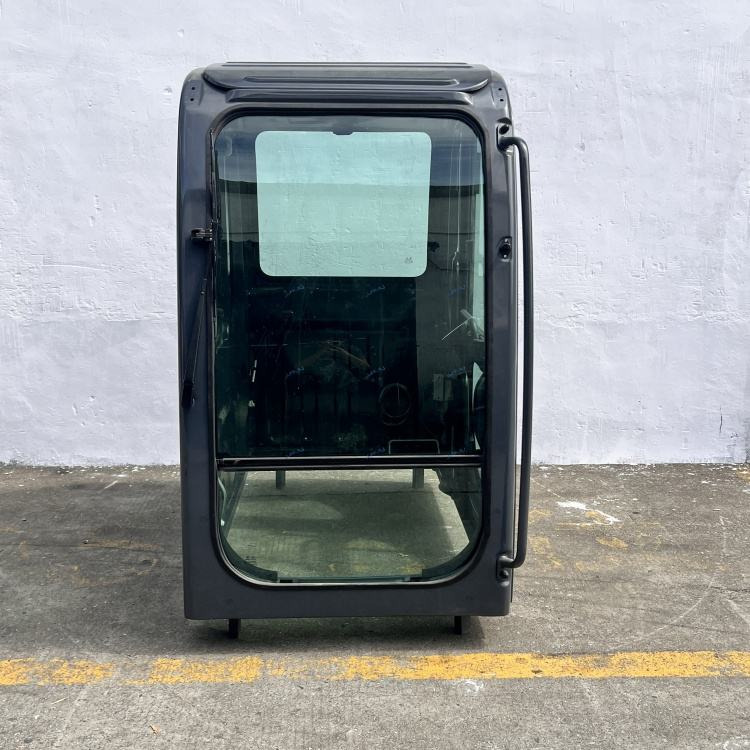 KOBELCO SK120-C8 SK200-C8 SK210-C8 SK250-C8 SK260-C8 SK350-C8 SK450-C8 - Cab for Excavator: picture 4 KOBELCO SK120-C8 SK200-C8 SK210-C8 SK250-C8 SK260-C8 SK350-C8 SK450-C8 - Cab for Excavator: picture 4