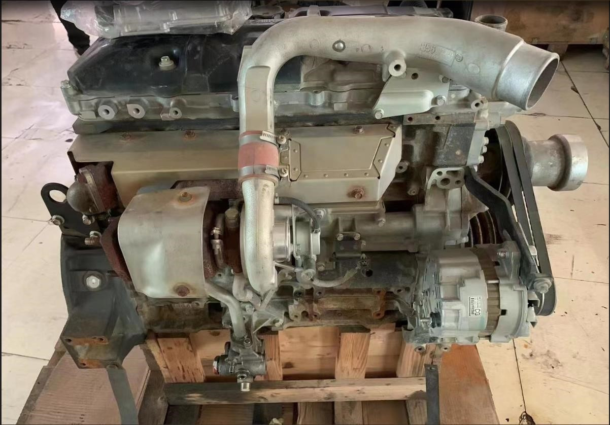 MITSUBISHI 4M50 - Engine for Excavator: picture 2 MITSUBISHI 4M50 - Engine for Excavator: picture 2