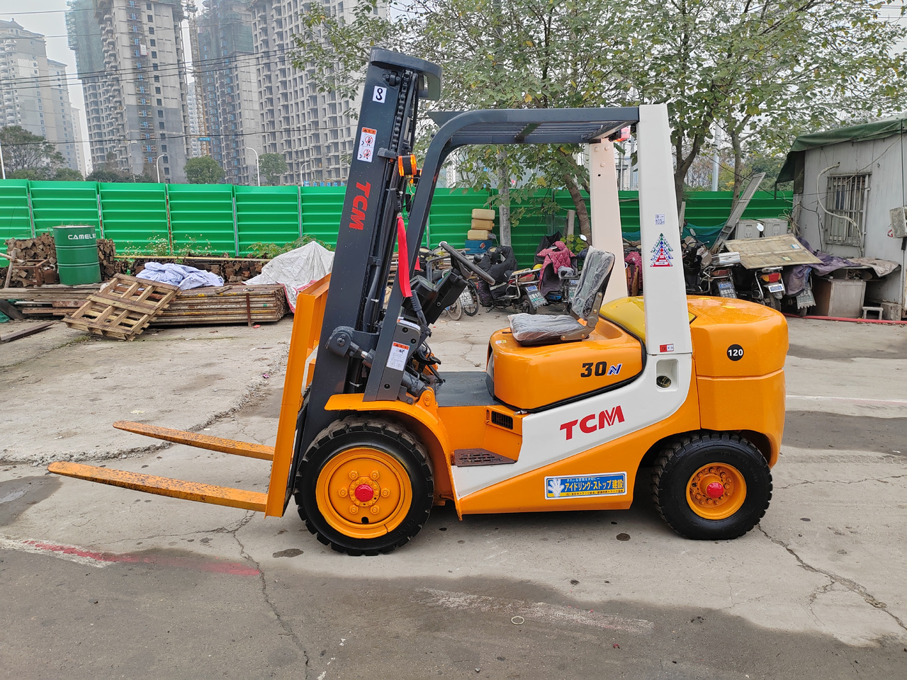 TCM FGZN30 - Diesel forklift: picture 5 TCM FGZN30 - Diesel forklift: picture 5