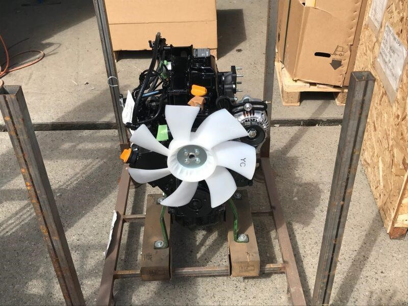YANMAR 3TNV76 - Engine for Excavator: picture 2 YANMAR 3TNV76 - Engine for Excavator: picture 2