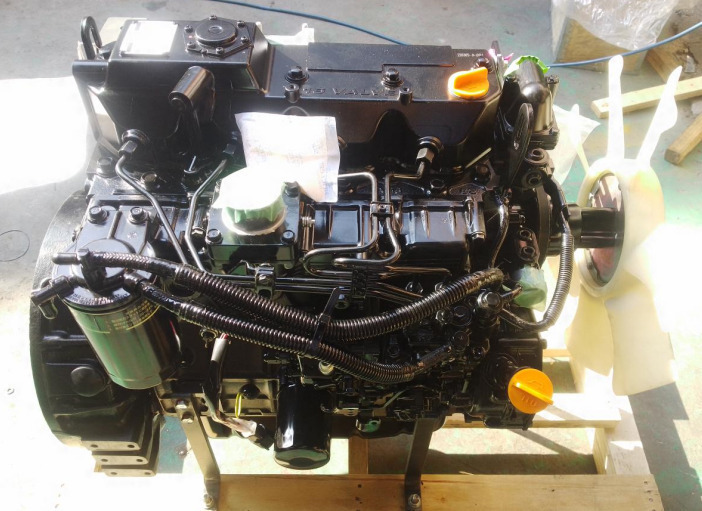 YANMAR 4TNV94L - Engine for Excavator: picture 3 YANMAR 4TNV94L - Engine for Excavator: picture 3