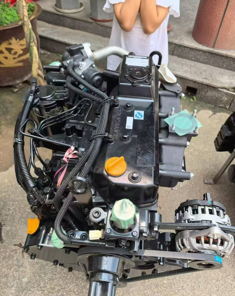YANMAR 4TNV98 - Engine for Excavator: picture 4 YANMAR 4TNV98 - Engine for Excavator: picture 4