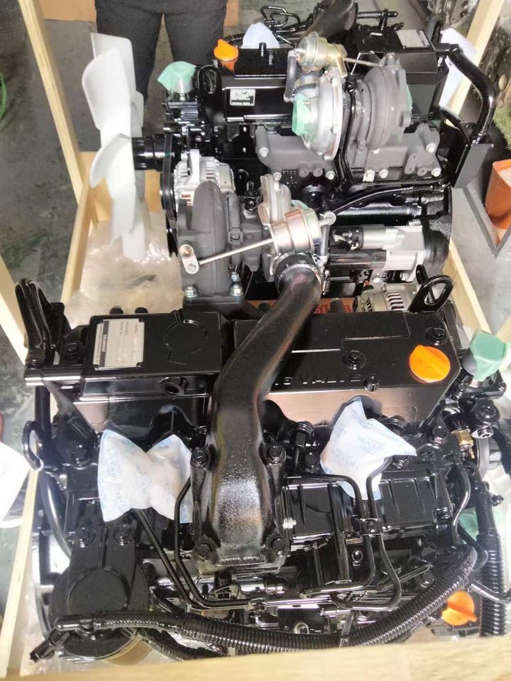 YANMAR 4TNV98T - Engine for Construction machinery: picture 2 YANMAR 4TNV98T - Engine for Construction machinery: picture 2