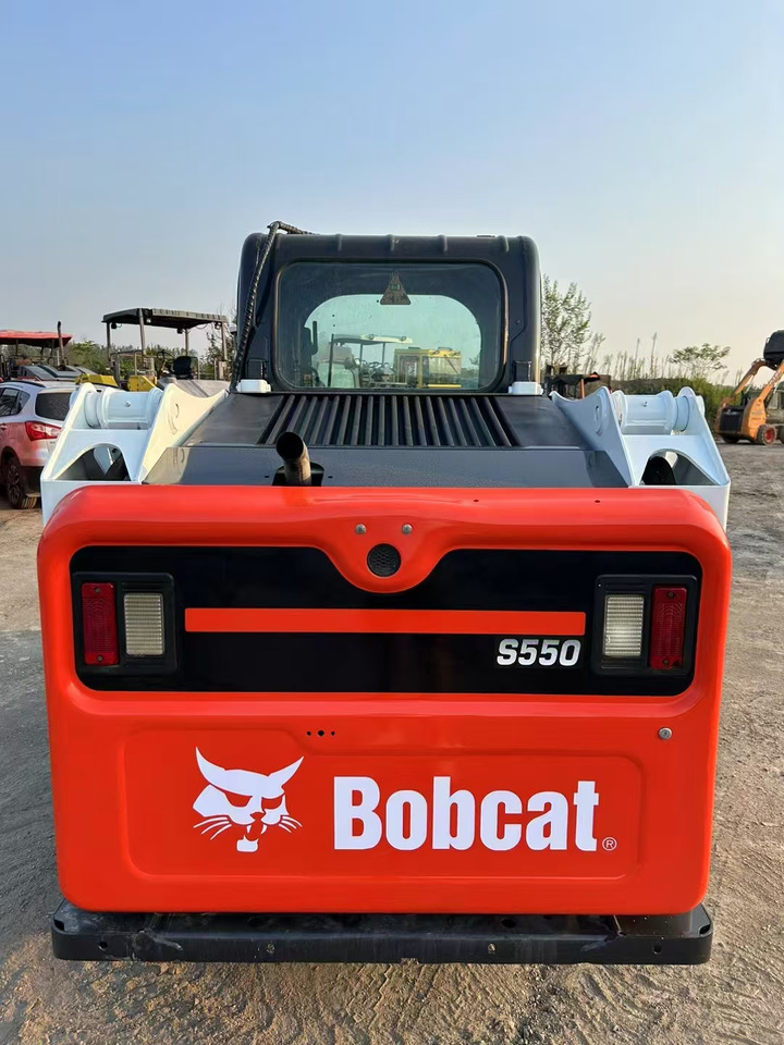 BOBCAT High Performance Low Hours Excellent Condition Reliable Second Hand Bobcat S550 Skid Steer Loader in Stock for Sale - Skid steer loader: picture 4 BOBCAT High Performance Low Hours Excellent Condition Reliable Second Hand Bobcat S550 Skid Steer Loader in Stock for Sale - Skid steer loader: picture 4