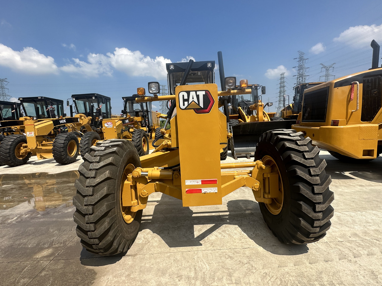 GRADER CAT 140G GRADER | Ideal for Mining & Demolition | Global Export & COD Accepted - Grader: picture 3 GRADER CAT 140G GRADER | Ideal for Mining & Demolition | Global Export & COD Accepted - Grader: picture 3