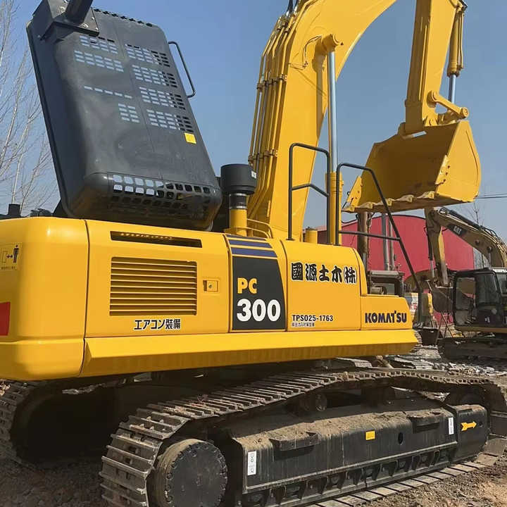 Nice Performance komatsu  Pc300-7 Excavator  Second Hand 30 Ton Construction Equipment Komatsu Excavator in Stock for Sale - Crawler excavator: picture 1 Nice Performance komatsu  Pc300-7 Excavator  Second Hand 30 Ton Construction Equipment Komatsu Excavator in Stock for Sale - Crawler excavator: picture 1