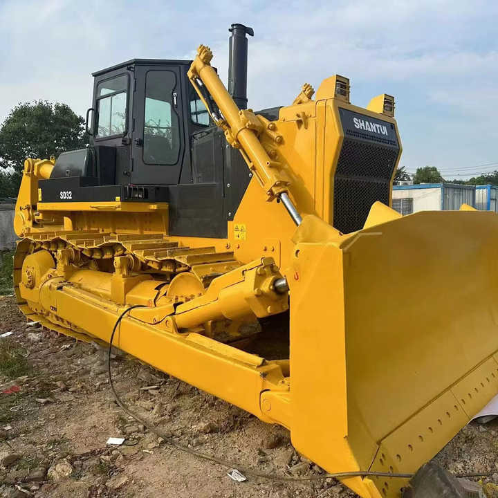 Perfect Condition Almost New Quality Used China Brand SHANTUI SD32 Dozer for Sale SD16 SD16 SD32 S Made in China - Bulldozer: picture 1 Perfect Condition Almost New Quality Used China Brand SHANTUI SD32 Dozer for Sale SD16 SD16 SD32 S Made in China - Bulldozer: picture 1