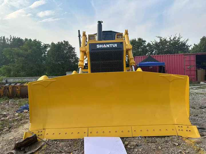 Perfect Condition Almost New Quality Used China Brand SHANTUI SD32 Dozer for Sale SD16 SD16 SD32 S Made in China - Bulldozer: picture 4 Perfect Condition Almost New Quality Used China Brand SHANTUI SD32 Dozer for Sale SD16 SD16 SD32 S Made in China - Bulldozer: picture 4