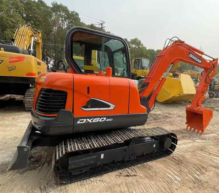 Second Hand Doosan Dx-60 Excavator for Sale - Excavator: picture 4 Second Hand Doosan Dx-60 Excavator for Sale - Excavator: picture 4