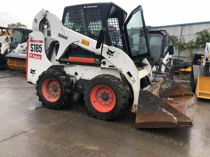 Used BobCat Bob Cat S185 Used Mini Skid Steer Wheel Loader Multifunctional Track Loaders Bobcat - Skid steer loader: picture 5 Used BobCat Bob Cat S185 Used Mini Skid Steer Wheel Loader Multifunctional Track Loaders Bobcat - Skid steer loader: picture 5