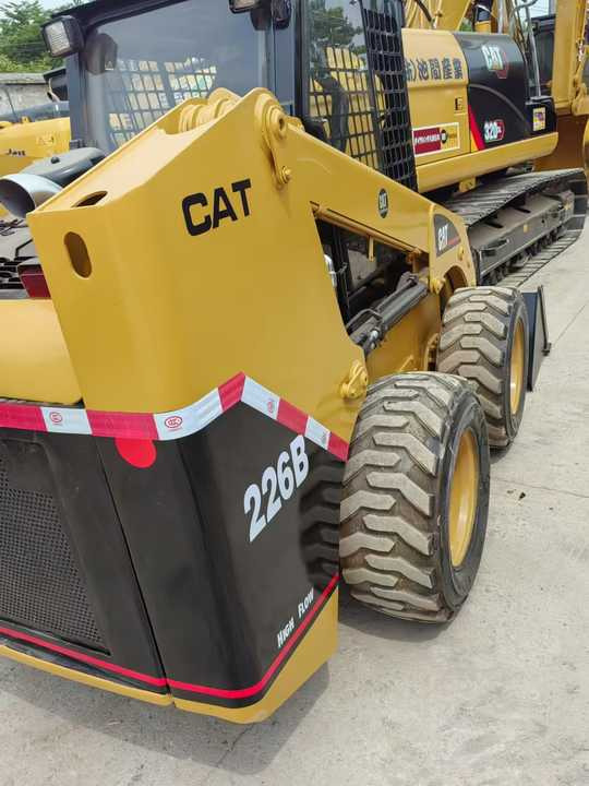 Used Caterpillar 226b Skid Steer with Excellent Performance on Sale Road Working Equipment - Skid steer loader: picture 4 Used Caterpillar 226b Skid Steer with Excellent Performance on Sale Road Working Equipment - Skid steer loader: picture 4