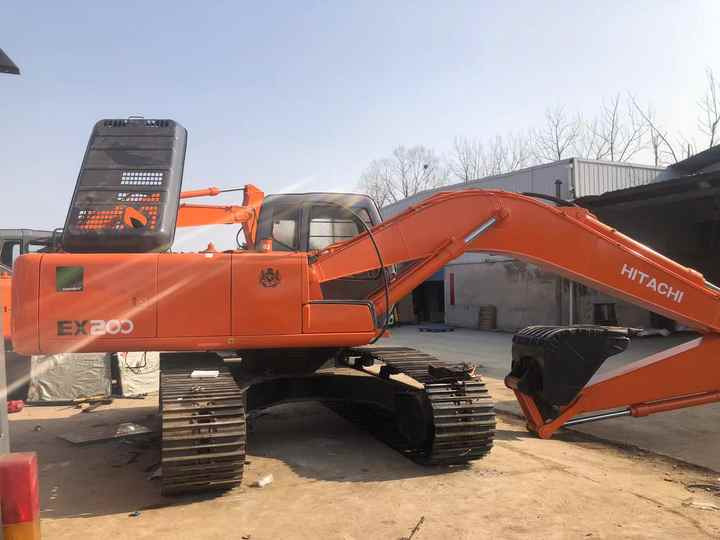 Used Excavator Hitachi Ex200 for Sale, Original Excavator - Excavator: picture 5 Used Excavator Hitachi Ex200 for Sale, Original Excavator - Excavator: picture 5