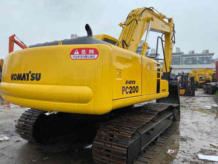 Used Good Quality Japan Original PC200-6 in Good Condition  PC200-6 Komatsu - Crawler excavator: picture 3 Used Good Quality Japan Original PC200-6 in Good Condition  PC200-6 Komatsu - Crawler excavator: picture 3