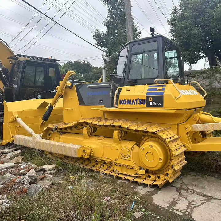 Used Japan Komatsu D85ESS Dozer with Ripper Komatsu D85 Crawler Bulldozer with Excellent Performance Low Price for Sale - Bulldozer: picture 1 Used Japan Komatsu D85ESS Dozer with Ripper Komatsu D85 Crawler Bulldozer with Excellent Performance Low Price for Sale - Bulldozer: picture 1