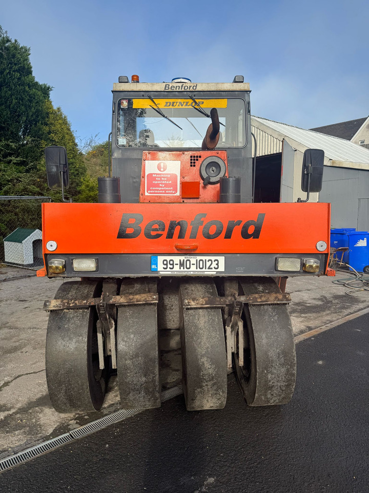 Bomag BW20R - Pneumatic roller: picture 2 Bomag BW20R - Pneumatic roller: picture 2