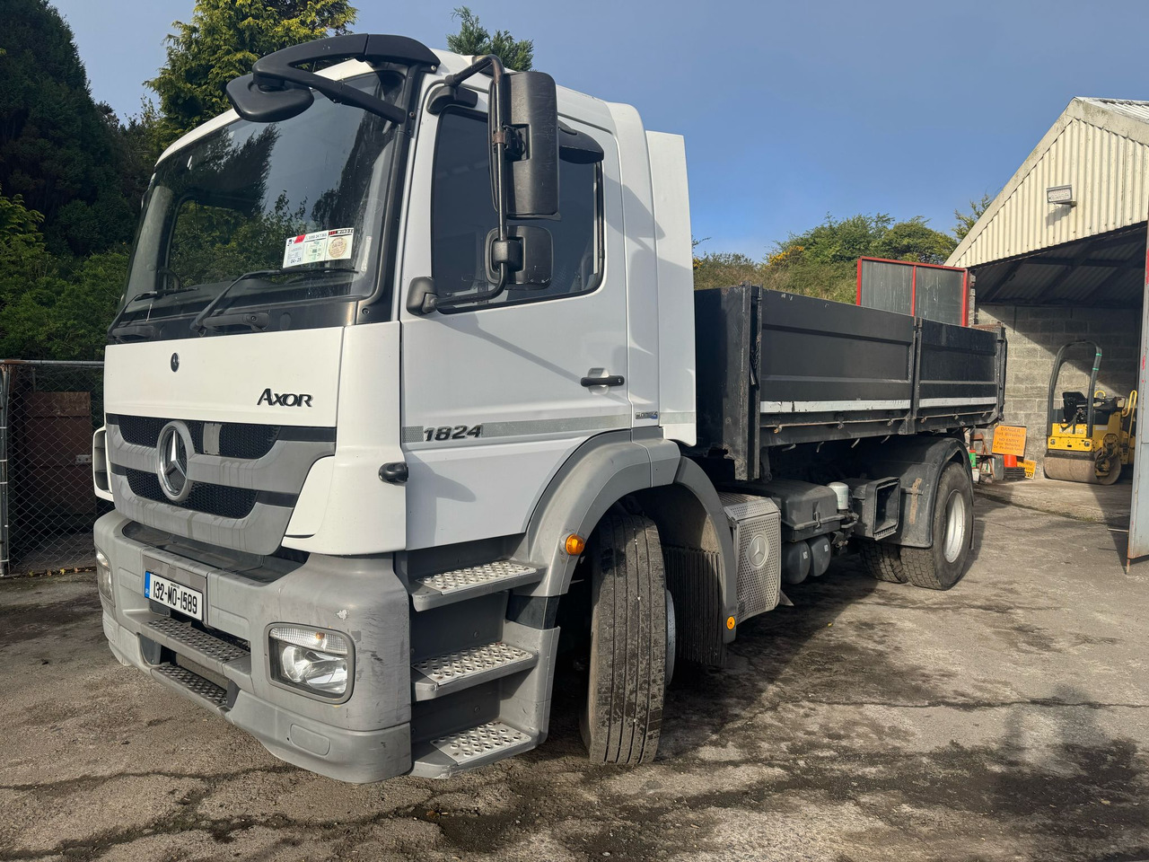 MERCEDES-BENZ Axor 1823 - Tipper: picture 1 MERCEDES-BENZ Axor 1823 - Tipper: picture 1