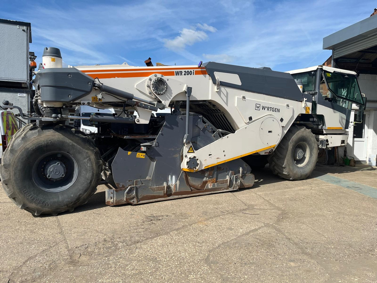 WIRTGEN WR200i - Soil stabilizer: picture 1 WIRTGEN WR200i - Soil stabilizer: picture 1