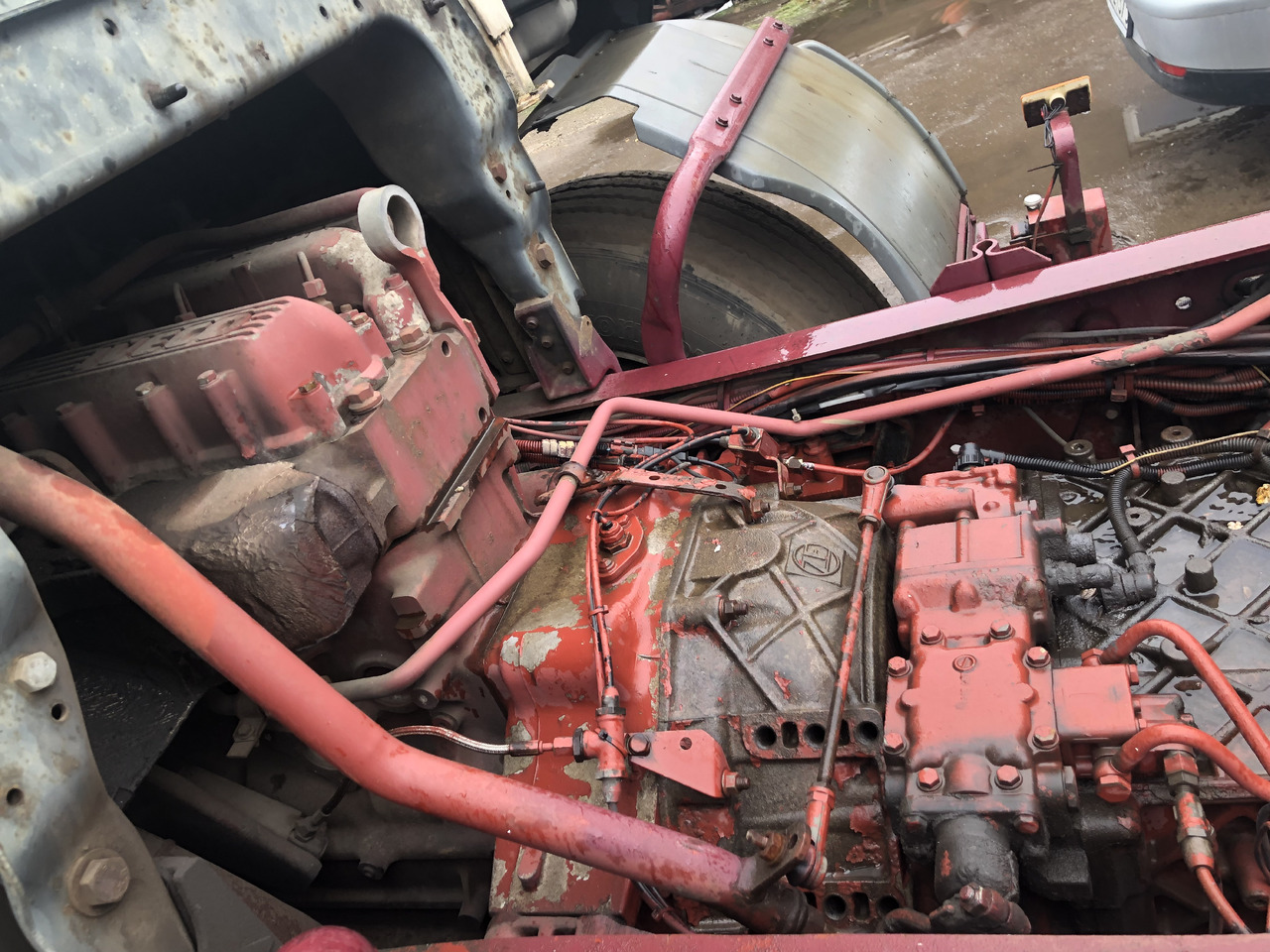 IVECO EuroTech 180E34 - Cab chassis truck: picture 3 IVECO EuroTech 180E34 - Cab chassis truck: picture 3