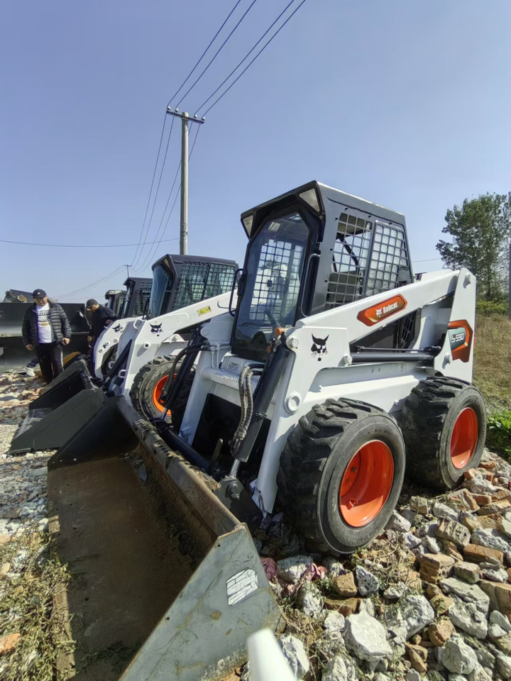 BOBCAT S590 - Skid steer loader: picture 1 BOBCAT S590 - Skid steer loader: picture 1