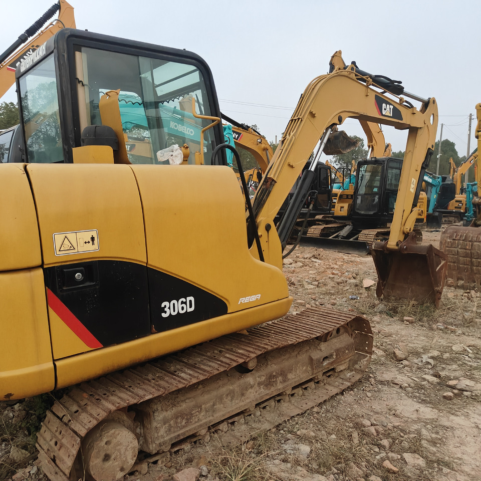 CATERPILLAR 306D - Mini excavator: picture 1 CATERPILLAR 306D - Mini excavator: picture 1