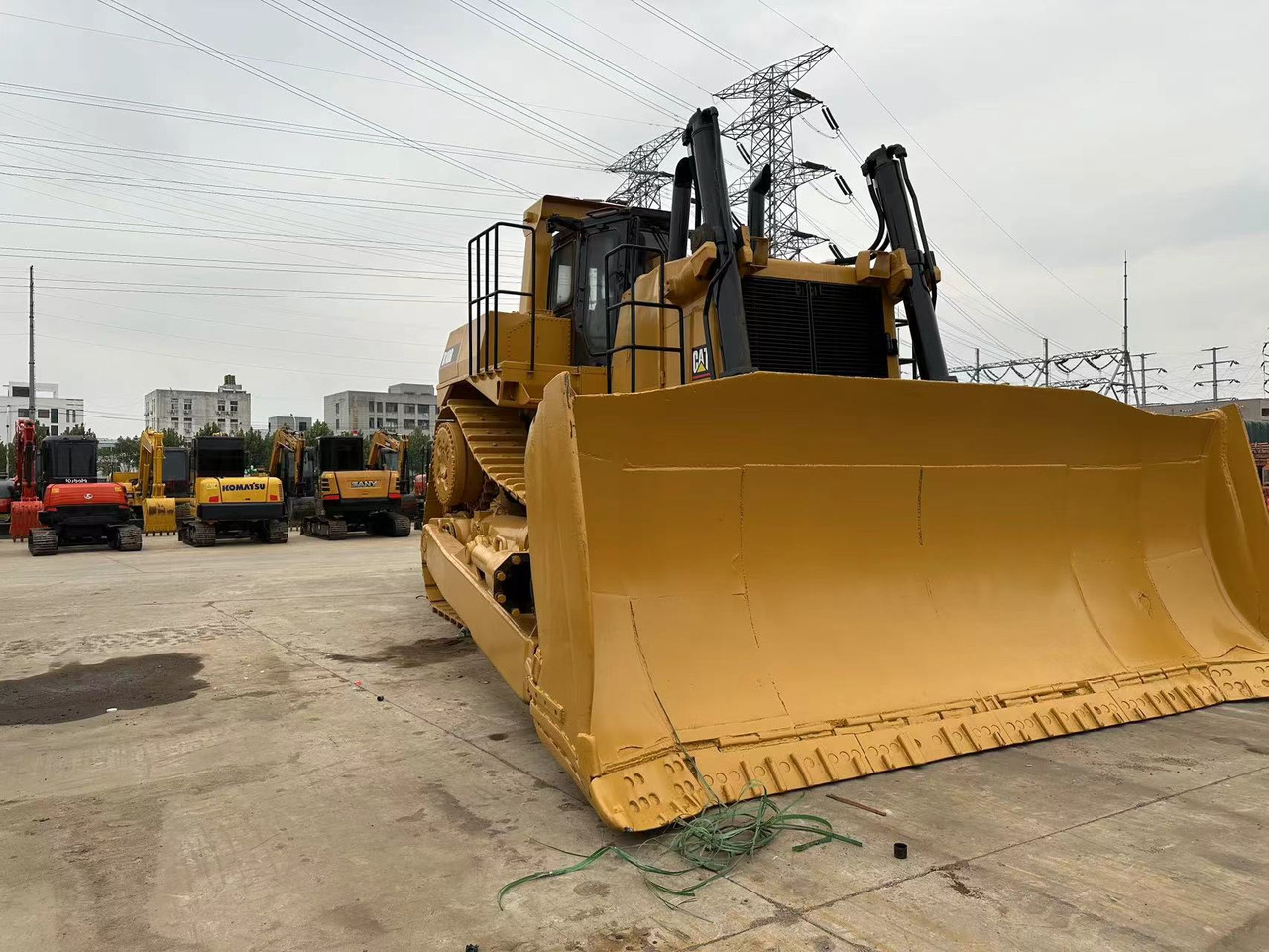 CATERPILLAR D10R - Bulldozer: picture 5 CATERPILLAR D10R - Bulldozer: picture 5
