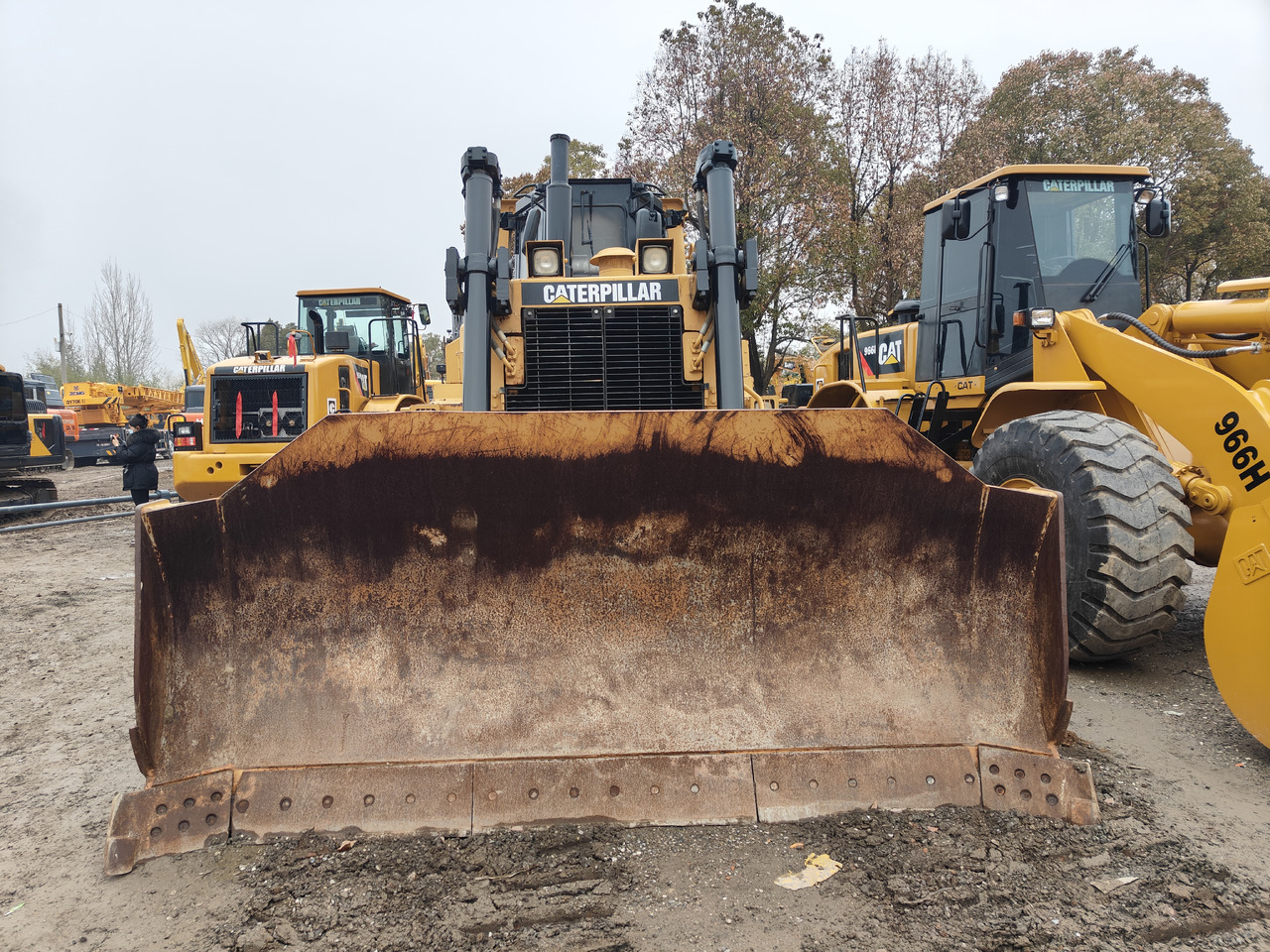 CATERPILLAR D8R - Bulldozer: picture 3 CATERPILLAR D8R - Bulldozer: picture 3