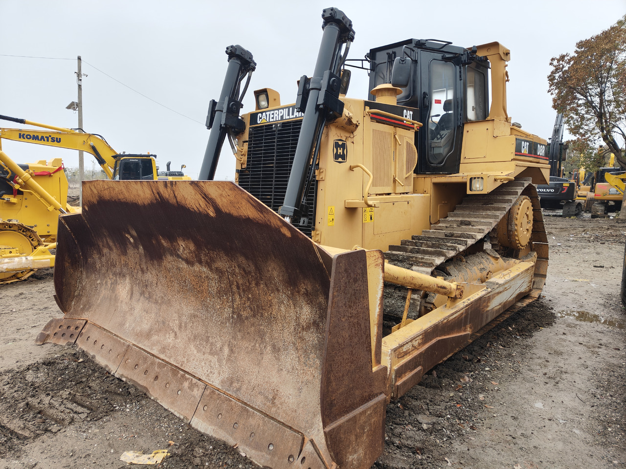 CATERPILLAR D8R - Bulldozer: picture 4 CATERPILLAR D8R - Bulldozer: picture 4