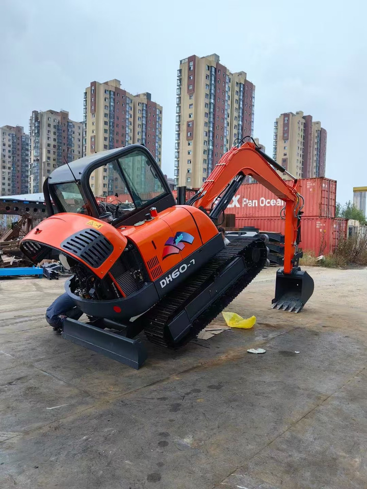 DOOSAN DH60-7 - Crawler excavator: picture 5 DOOSAN DH60-7 - Crawler excavator: picture 5