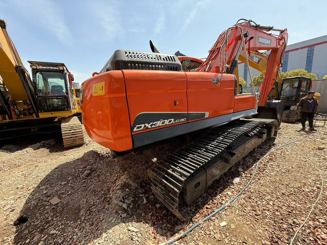 DOOSAN DX300LC-9C - Crawler excavator: picture 3 DOOSAN DX300LC-9C - Crawler excavator: picture 3