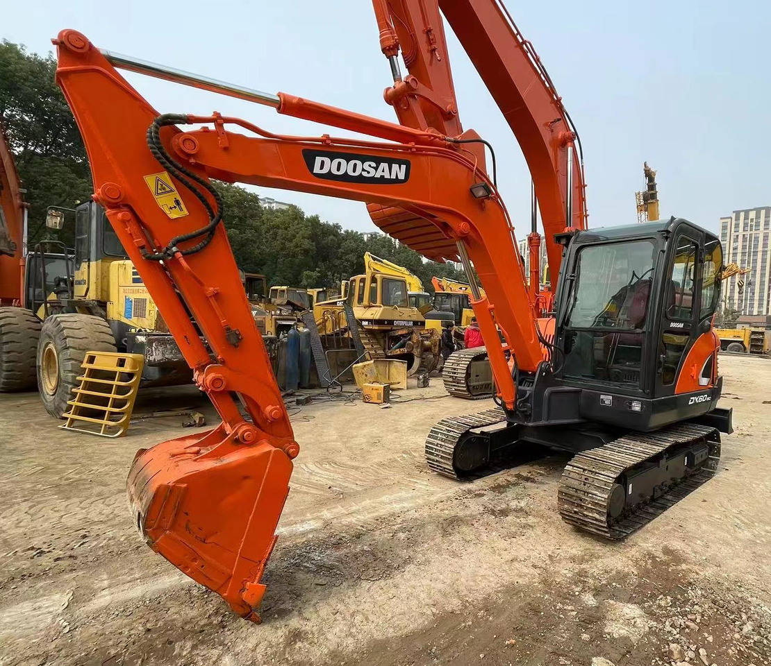 DOOSAN DX60-9C - Crawler excavator: picture 1 DOOSAN DX60-9C - Crawler excavator: picture 1