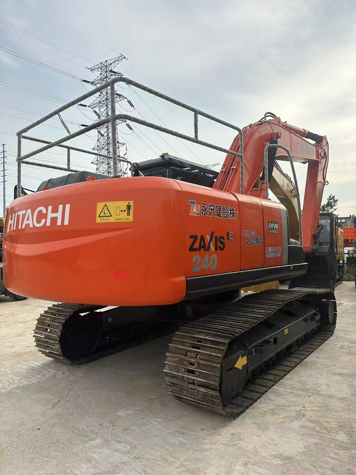 HITACHI ZX240-3G - Crawler excavator: picture 4 HITACHI ZX240-3G - Crawler excavator: picture 4