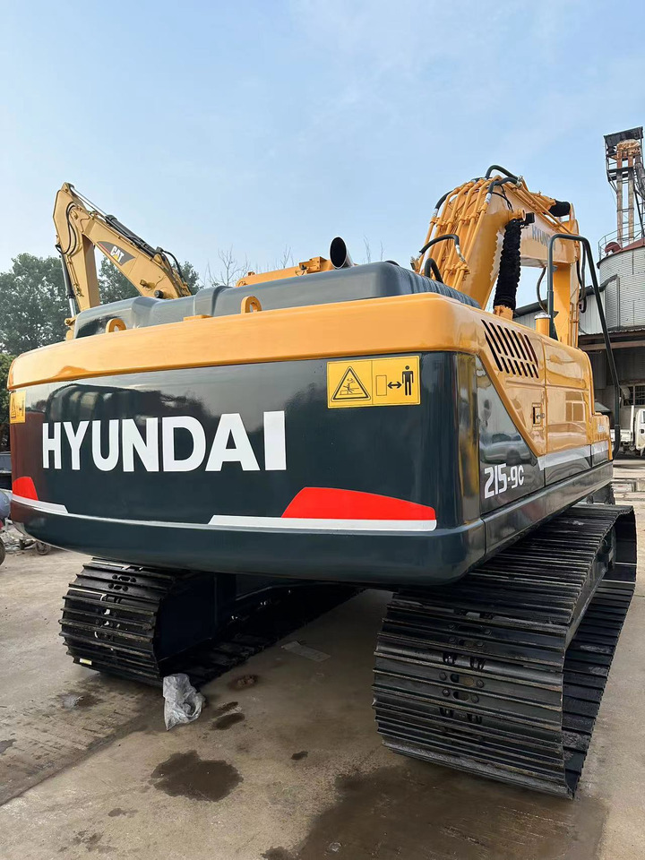 HYUNDAI R215-9C - Crawler excavator: picture 5 HYUNDAI R215-9C - Crawler excavator: picture 5