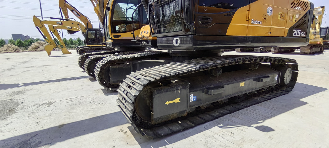 HYUNDAI R215-9T - Crawler excavator: picture 4 HYUNDAI R215-9T - Crawler excavator: picture 4