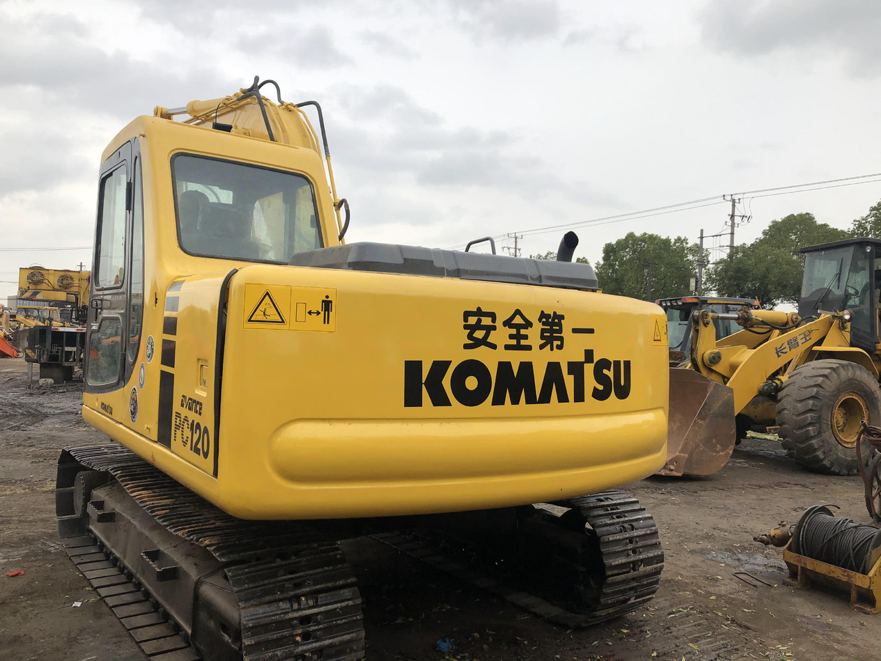 KOMATSU PC120-6 - Crawler excavator: picture 2 KOMATSU PC120-6 - Crawler excavator: picture 2