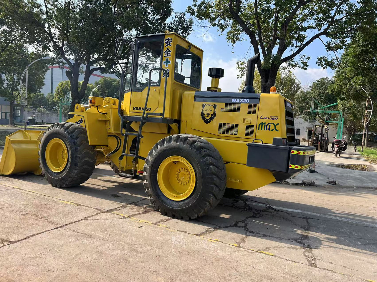 KOMATSU WA320-3 - Wheel loader: picture 5 KOMATSU WA320-3 - Wheel loader: picture 5