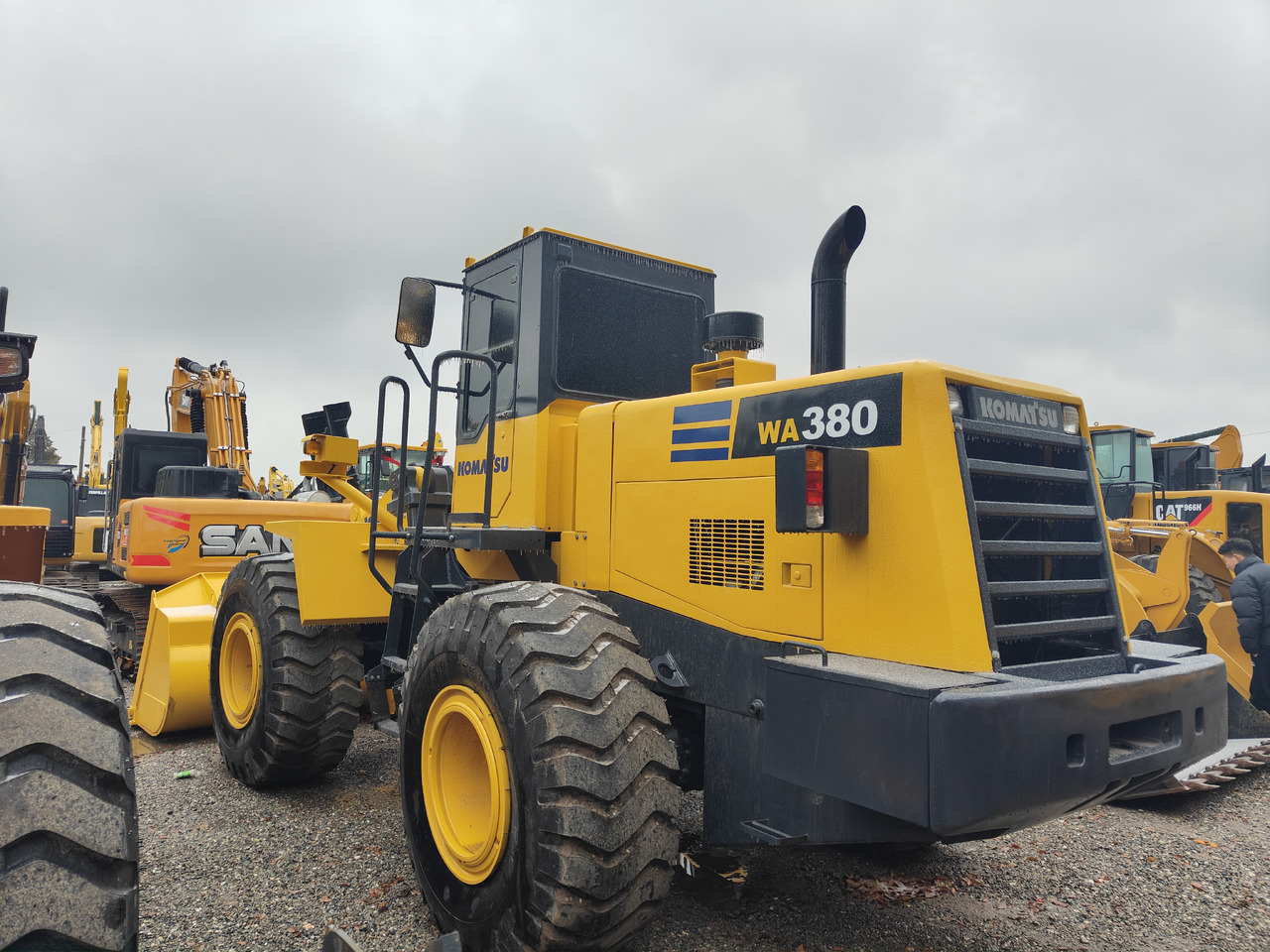 KOMATSU WA380-3 - Wheel loader: picture 1 KOMATSU WA380-3 - Wheel loader: picture 1