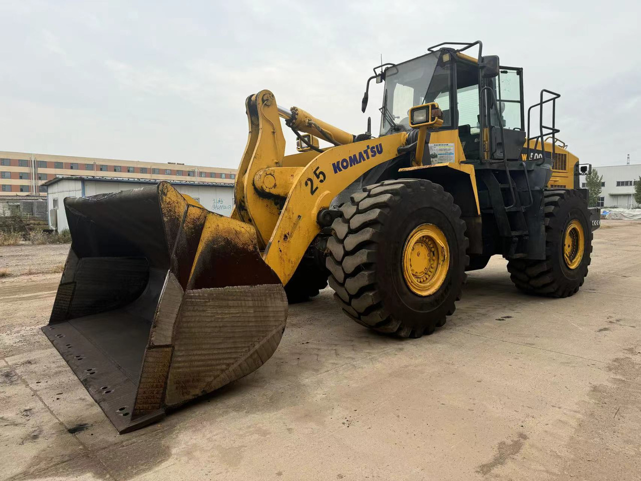 KOMATSU WA500-6 - Wheel loader: picture 4 KOMATSU WA500-6 - Wheel loader: picture 4