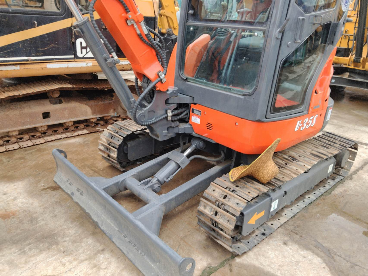 KUBOTA U35 - Mini excavator: picture 2 KUBOTA U35 - Mini excavator: picture 2