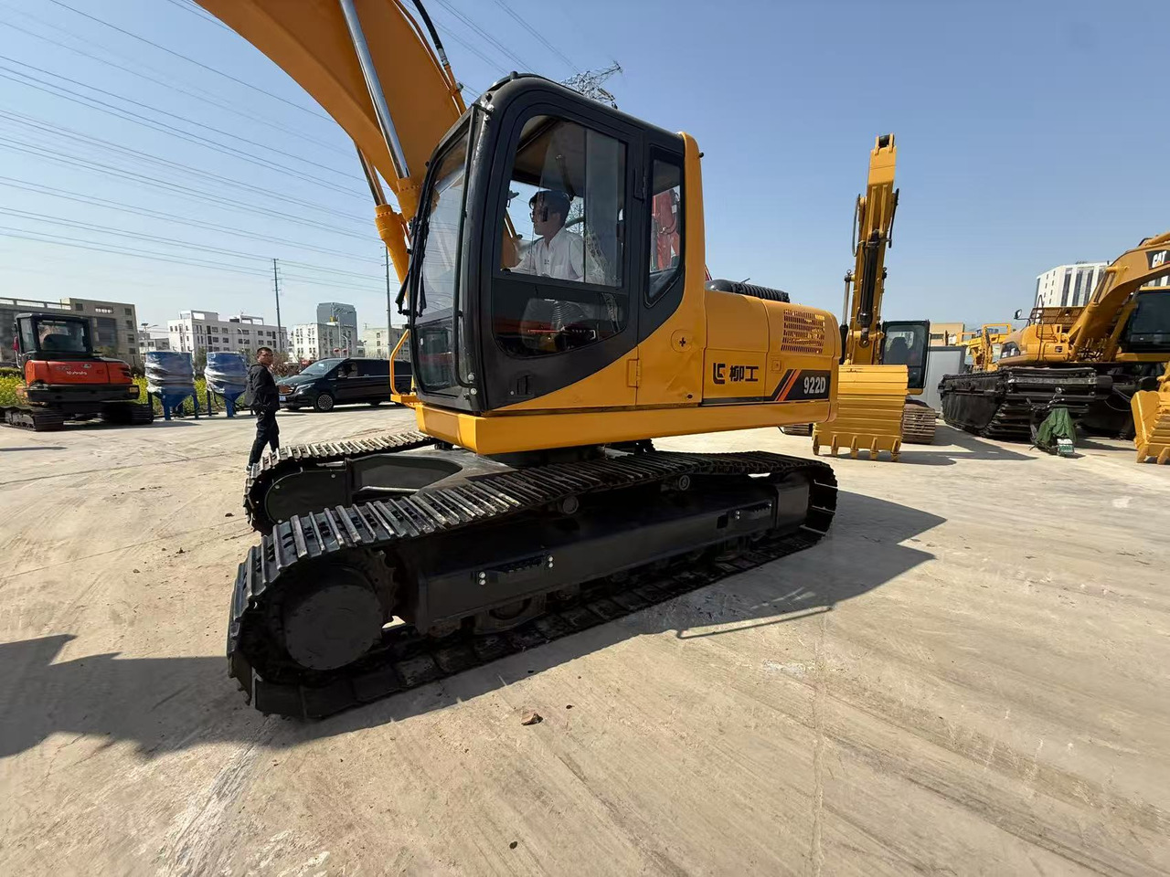 LIUGONG 922D - Crawler excavator: picture 3 LIUGONG 922D - Crawler excavator: picture 3