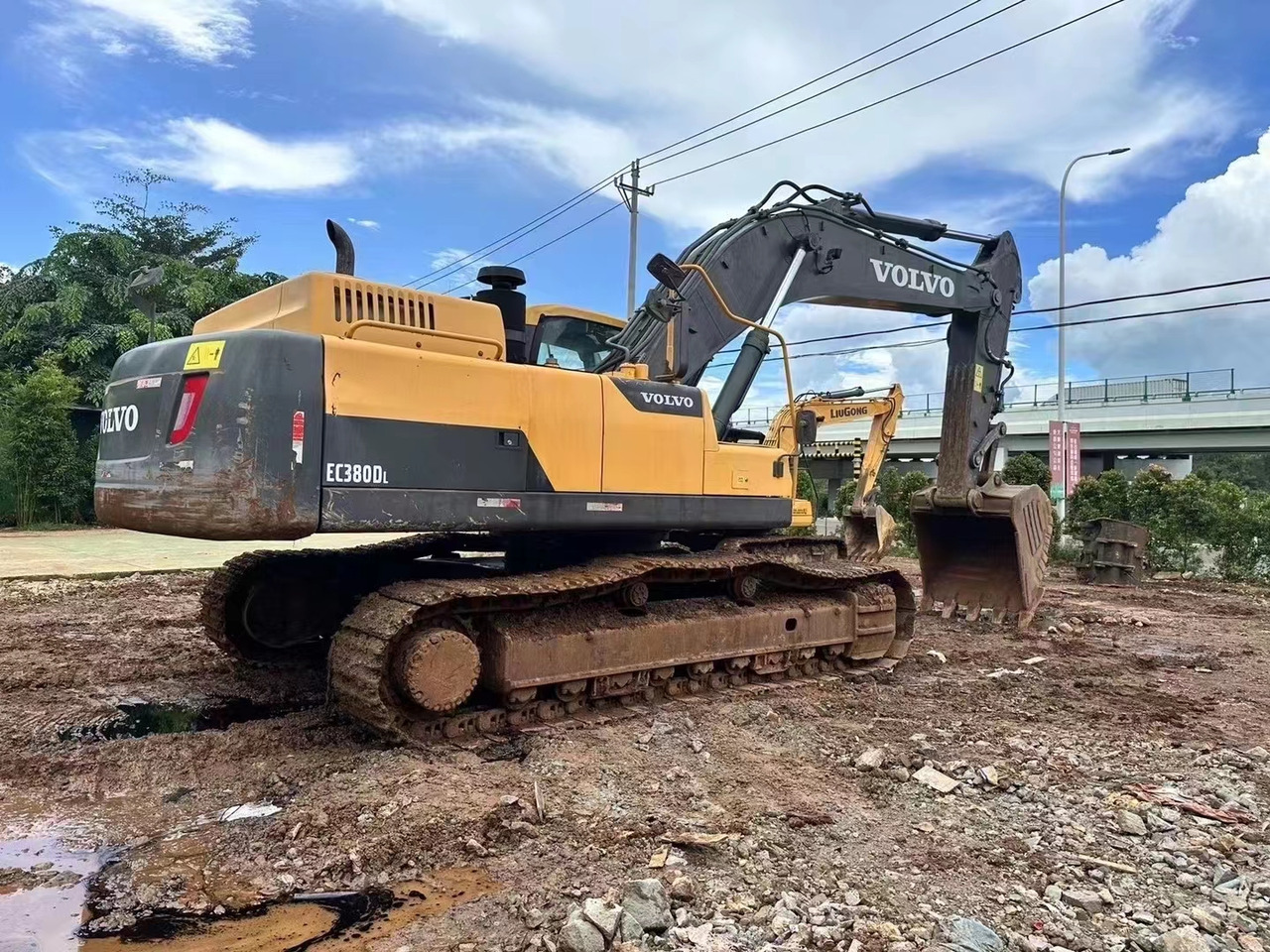 VOLVO EC380 - Crawler excavator: picture 2 VOLVO EC380 - Crawler excavator: picture 2