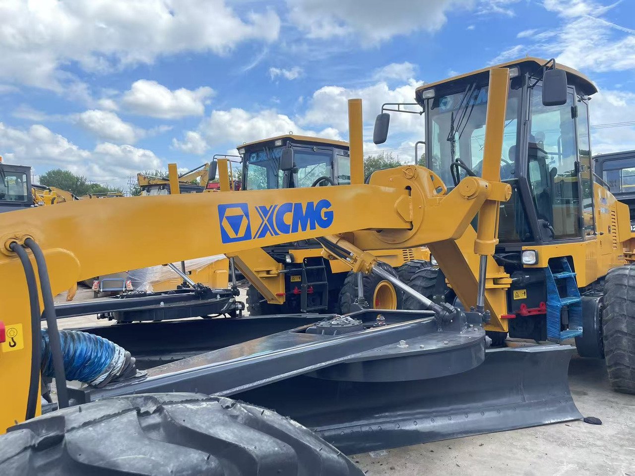 XCMG GR1803 - Grader: picture 4 XCMG GR1803 - Grader: picture 4